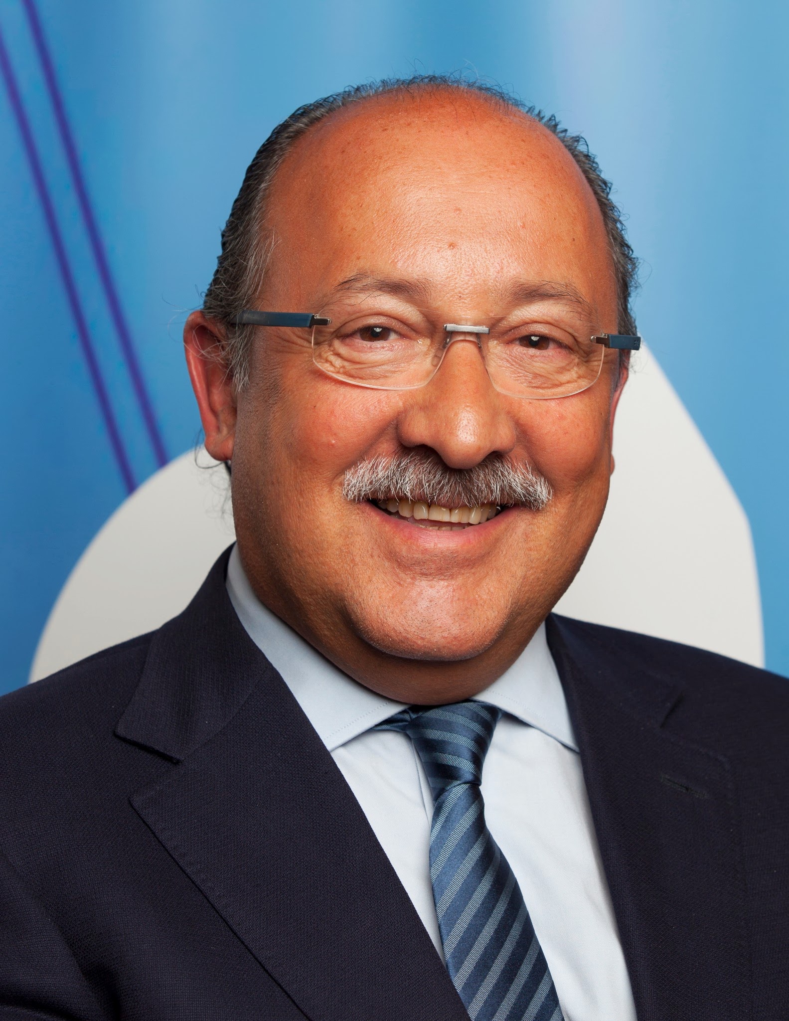 Imagen de perfil de ÁNGEL E. SÁNCHEZ Y RESINA.