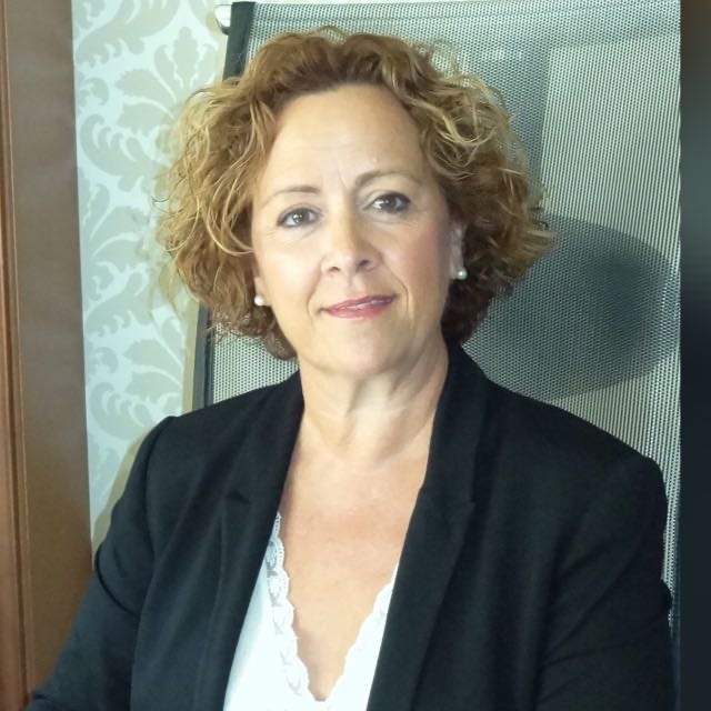 Imagen de perfil de Luisa Mª Albadalejo García