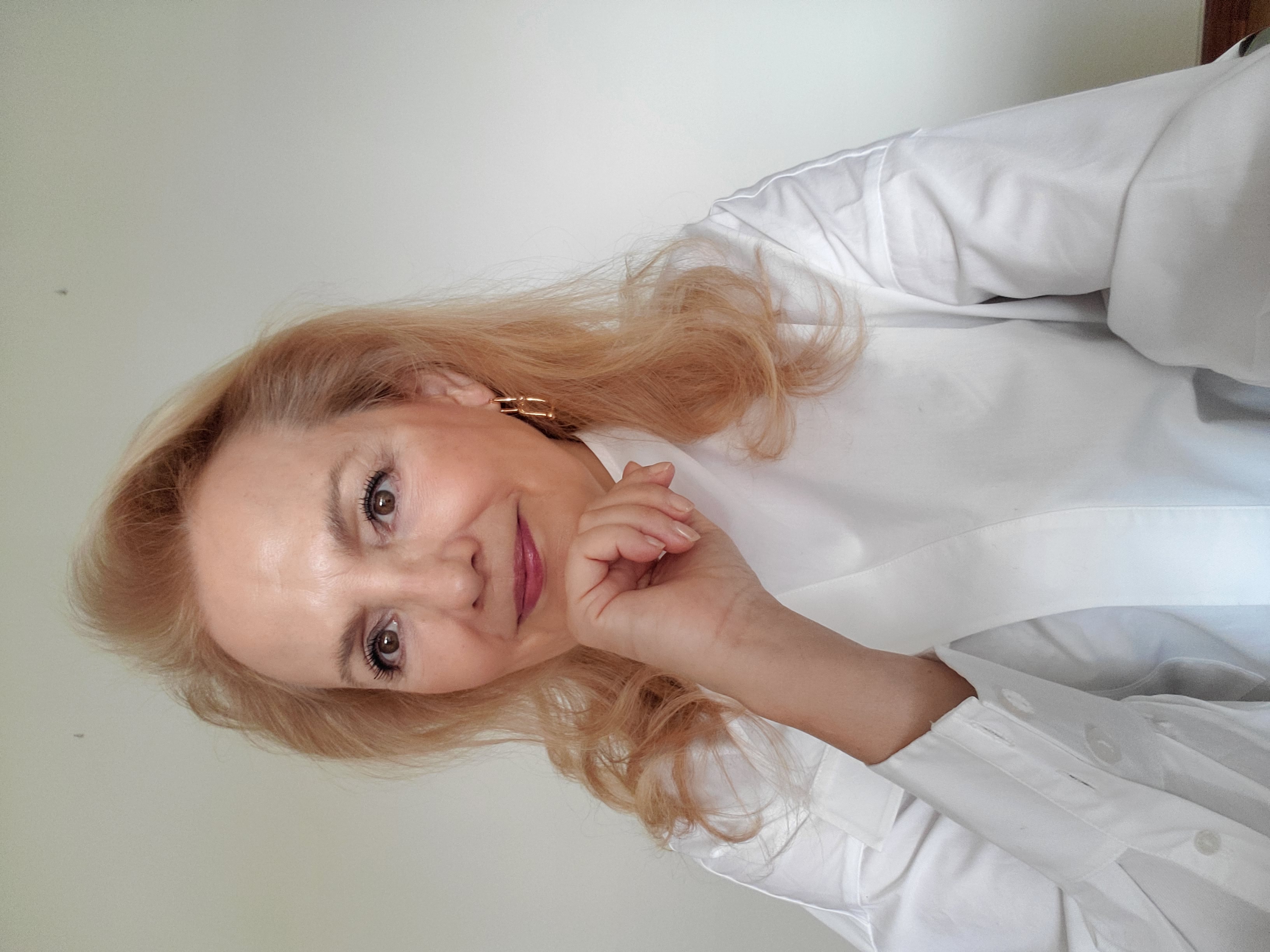 Imagen de perfil de ANA RUIZ VELILLA